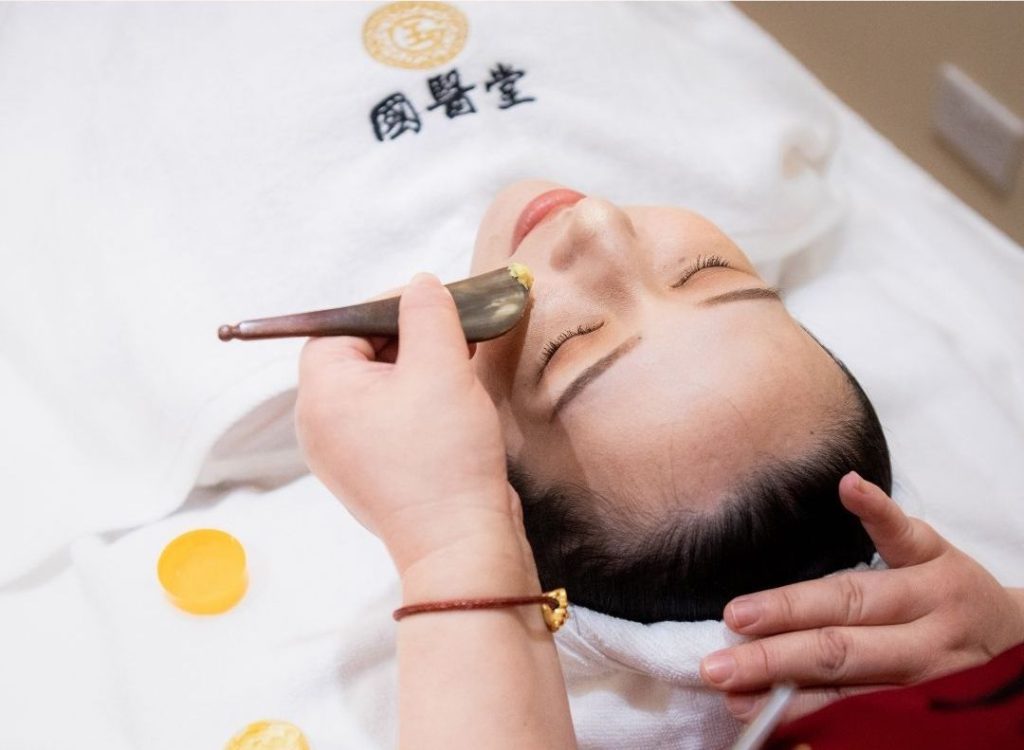 Chinese herbs for skin health